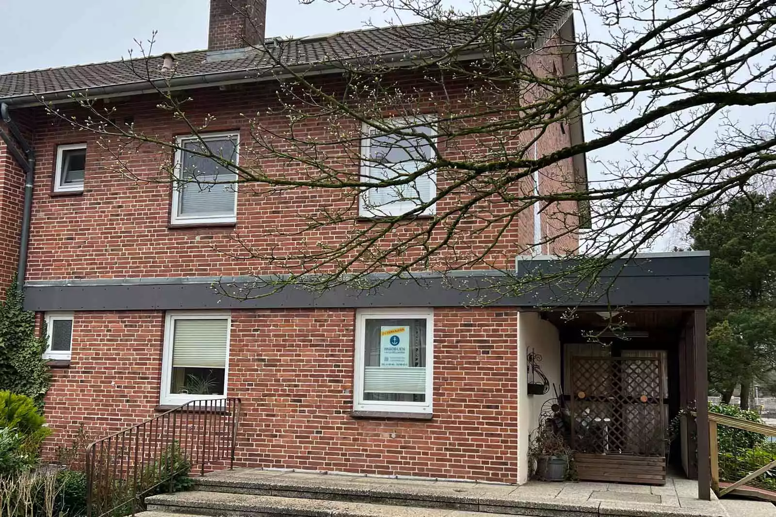 Aussenansicht des Hauses mit Eigentumswohnung in Husum